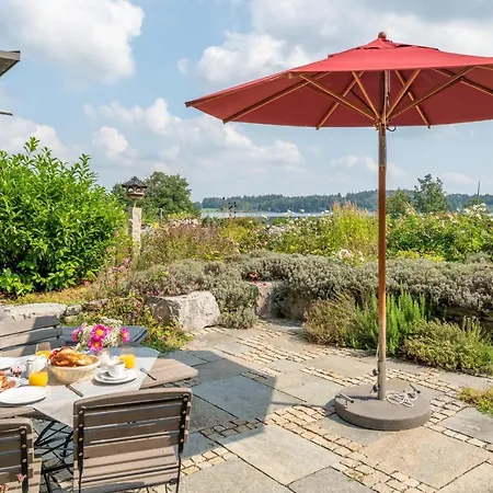 Lebensart-Am-See-Exklusive-Spa-Ferienwohnung-Wellvital-Direkt-Am-See Apartament Bad Endorf