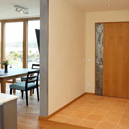 Lebensart-Am-See-Exklusive-Spa-Ferienwohnung-Wellvital-Direkt-Am-See * Bad Endorf